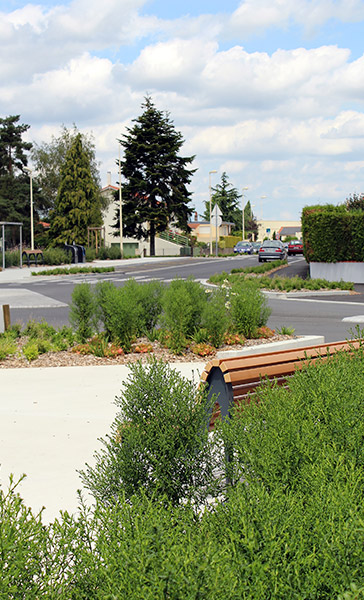 Gétigné,place le mot assise